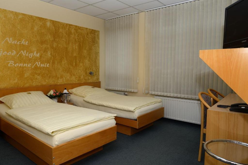 Hotel Alberga Mettmann Phòng bức ảnh